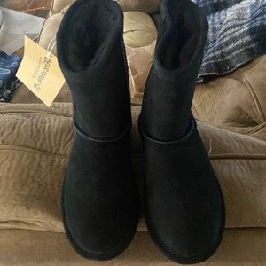 Girls fleece lined boots